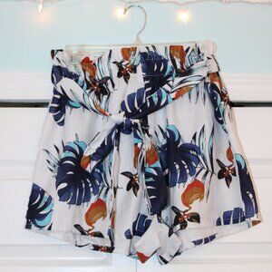 Topical Print Flowy Shorts-Excellent Condition